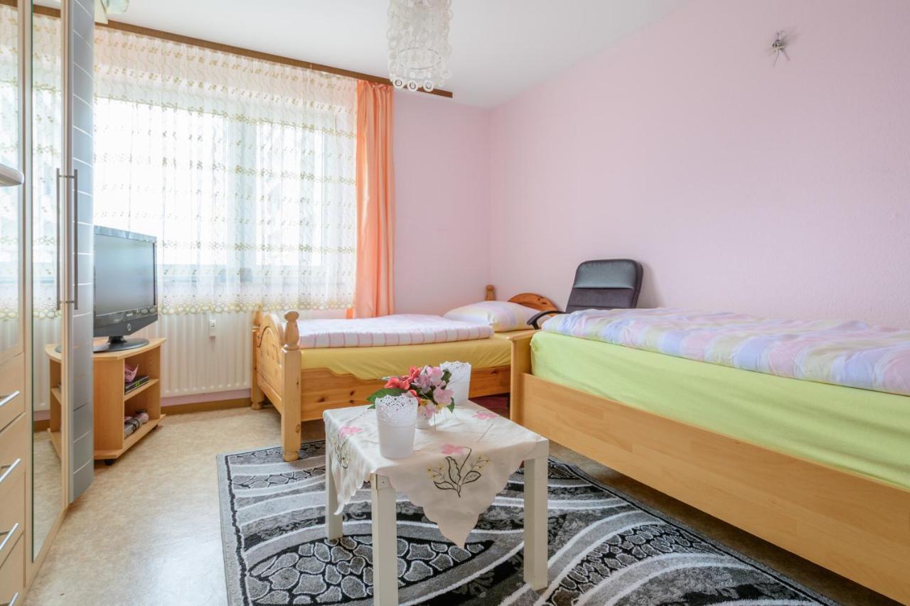 Anyroomdirect Private Apartments In Laatzen Near Hannover Exhibition Room Agency Kültér fotó