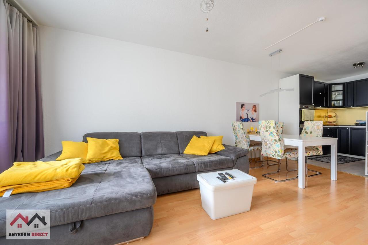 Anyroomdirect Private Apartments In Laatzen Near Hannover Exhibition Room Agency Kültér fotó