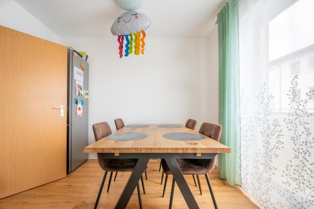 Anyroomdirect Private Apartments In Laatzen Near Hannover Exhibition Room Agency Kültér fotó