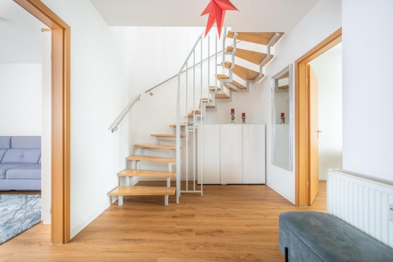 Anyroomdirect Private Apartments In Laatzen Near Hannover Exhibition Room Agency Kültér fotó